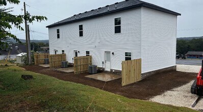 122 N Centennial Ave in West Fork, AR - Building Photo - Building Photo
