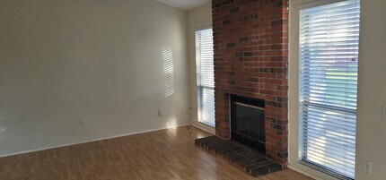 7624 Luzern Way in Antelope, CA - Building Photo - Building Photo