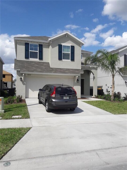 3202 Turret Dr in Kissimmee, FL - Building Photo