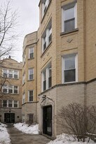 1430 N Maplewood Ave, Unit 302 in Chicago, IL - Building Photo