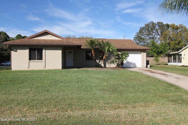 property at 907 Commerce Rd SE