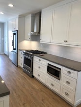 413 W Acacia Ave in El Segundo, CA - Building Photo - Building Photo