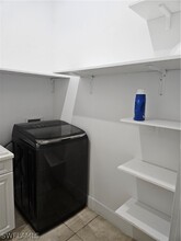 1460 39th St SW in Naples, FL - Foto de edificio - Building Photo
