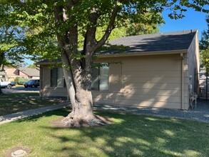3339 Riverton Way in Stockton, CA - Building Photo - Building Photo