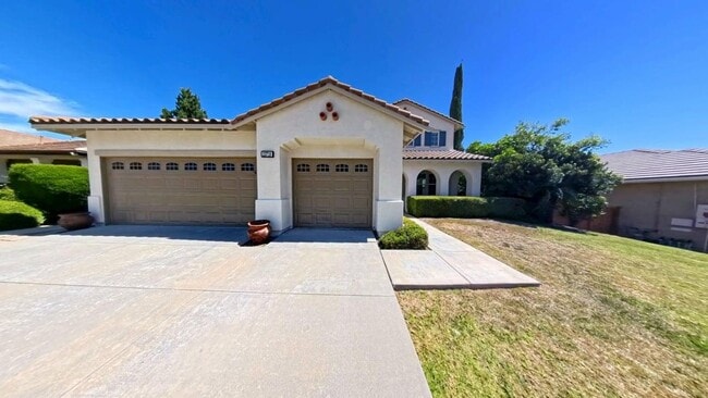 property at 23718 Bella Vista Rd