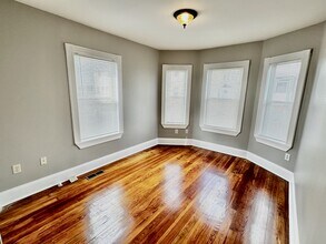 33 Adamson St, Unit #1 in Boston, MA - Building Photo - Building Photo