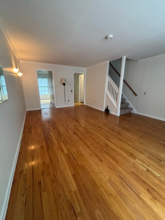 43 State St, Unit 5A in Skaneateles, NY - Building Photo - Building Photo