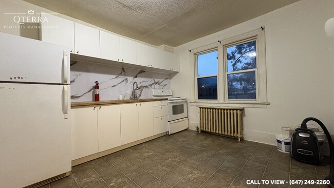 200 Chaffey St in Welland, ON - Building Photo - Building Photo