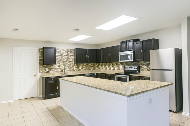 property at 2802 Redrock Trl