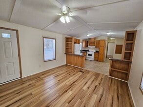 47 Noble Ln in Rome, NY - Building Photo - Building Photo