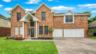 1810 Oakleaf Cir in Pearland, TX - Building Photo - Building Photo