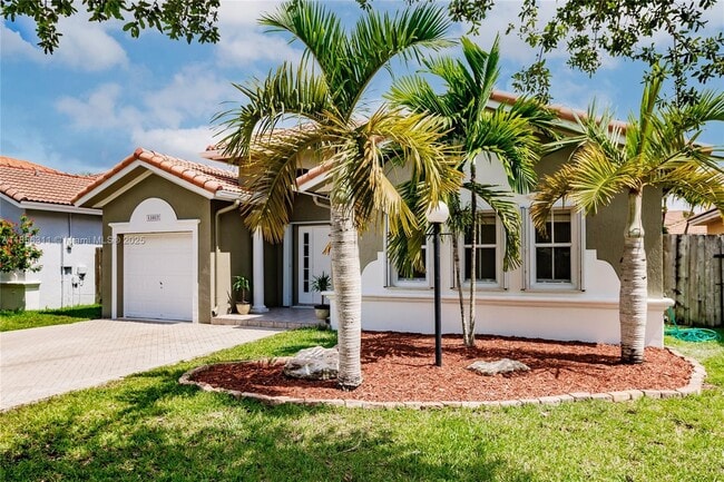 13017 SW 143rd Terrace in Miami, FL - Building Photo - Building Photo