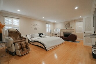 11122 Blue Allium Ave in Fountain Valley, CA - Building Photo - Building Photo