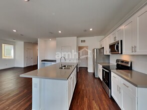 8811 Tiger Tooth Ave in Las Vegas, NV - Building Photo - Building Photo