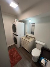 1126 Grant Ave, Unit #2 in Waterloo, IA - Building Photo - Building Photo