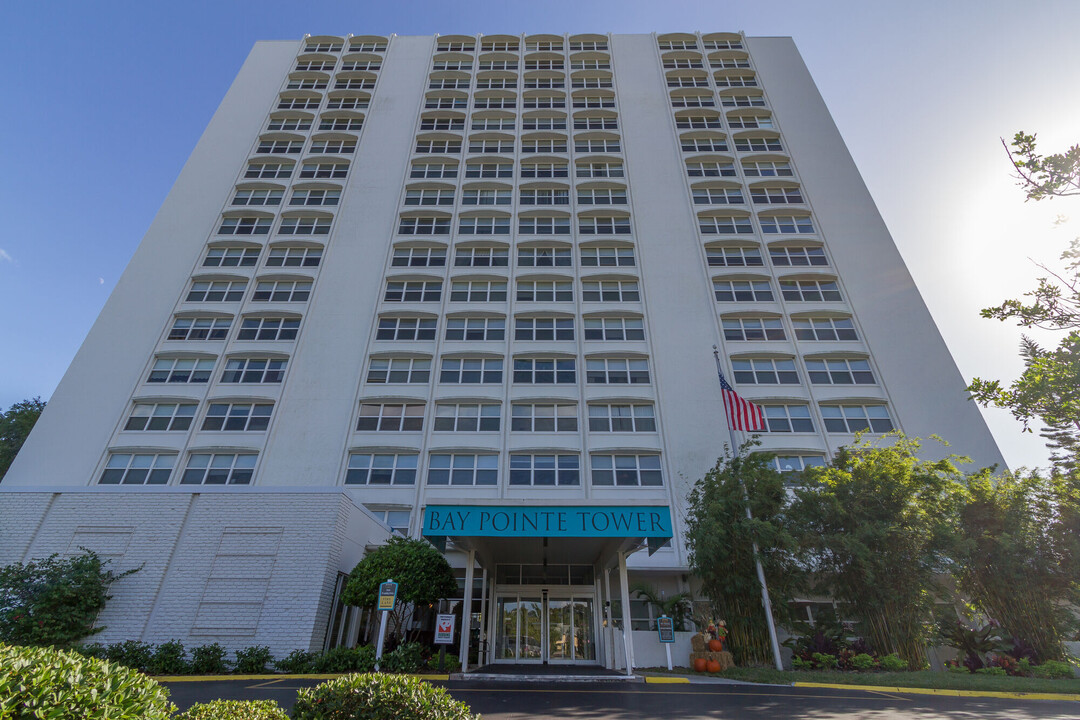 Bay Pointe Tower in South Pasadena, FL - Building Photo