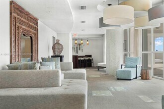 500 NE 29th St in Miami, FL - Foto de edificio - Building Photo