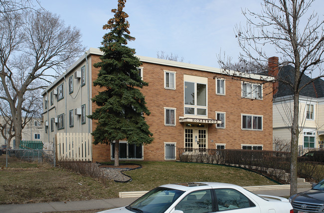 Honeywood in Minneapolis, MN - Building Photo - Building Photo