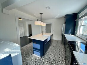 29 Washington Ave in Danbury, CT - Building Photo - Building Photo