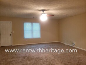 6088 Cobblestone Ct in Douglasville, GA - Building Photo - Building Photo