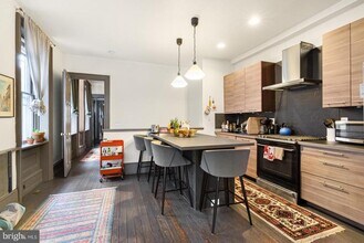 2318 E York St in Philadelphia, PA - Building Photo - Building Photo