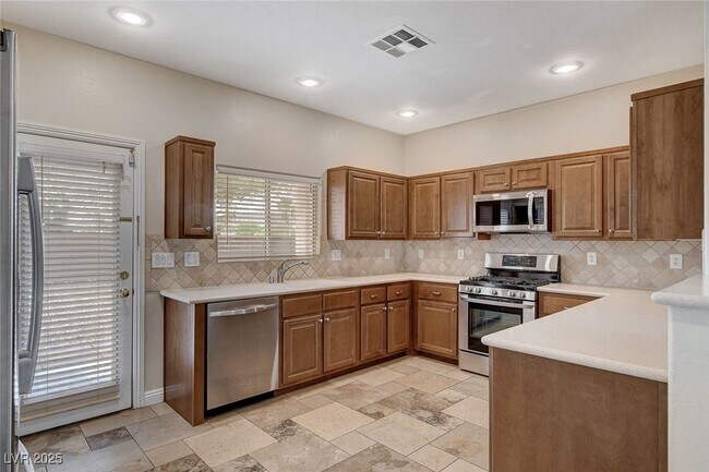 2264 Bull Lake Dr