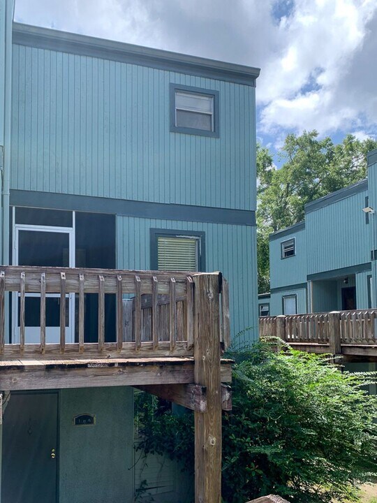 605 SW 75th St in Gainesville, FL - Building Photo