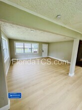 4910 Huppel Ave in Orlando, FL - Building Photo - Building Photo