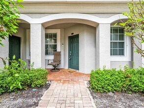 23421 Alamanda Dr in Bonita Springs, FL - Building Photo - Building Photo