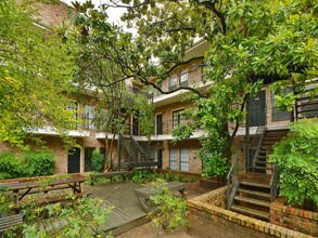 2801 Rio Grande St, Unit 304 in Austin, TX - Foto de edificio - Building Photo