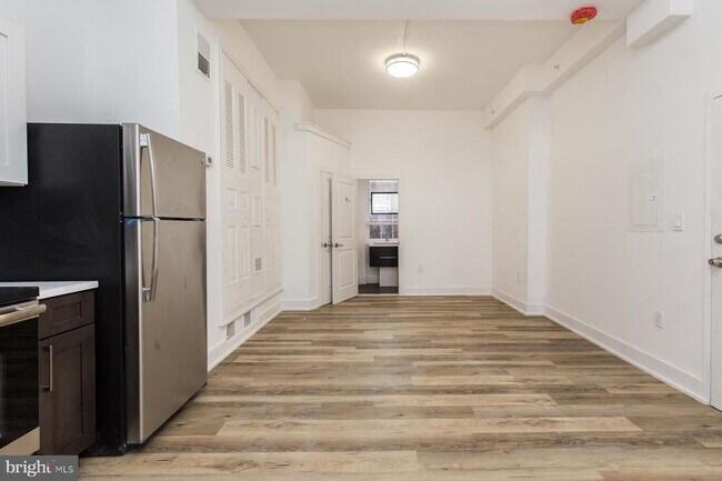 44 S 3rd St-Unit -2 in Philadelphia, PA - Building Photo - Building Photo