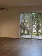 Bundy 1435 JVG in Los Angeles, CA - Building Photo - Interior Photo