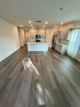 3829 Thea Dr in Redding, CA - Building Photo - Building Photo