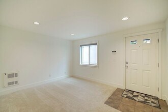 2106 E Terrace St in Seattle, WA - Building Photo - Building Photo
