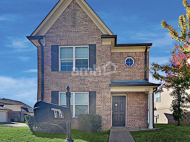 property at 1229 Carlton Ridge Dr