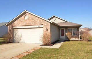 4036 Magnolia Dr in Franklin, IN - Building Photo