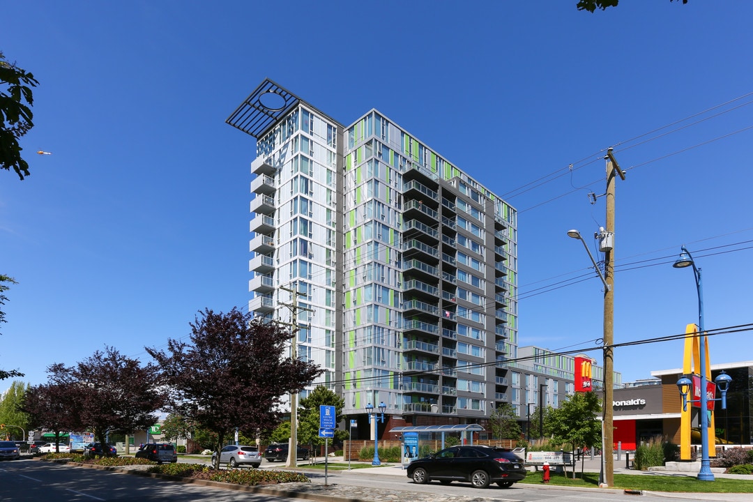 7080 No 3 Rd in Richmond, BC - Building Photo