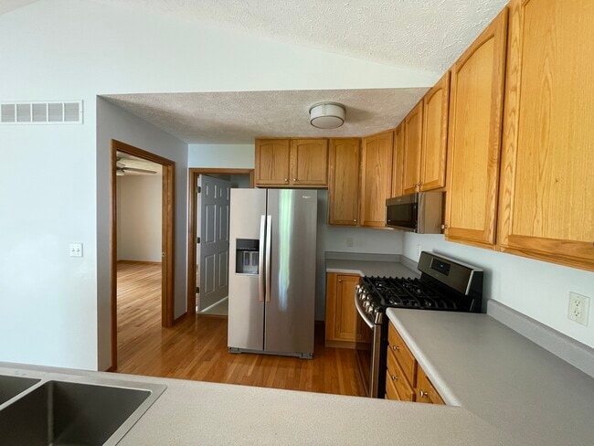 1116 Jog Rd in Normal, IL - Building Photo - Building Photo