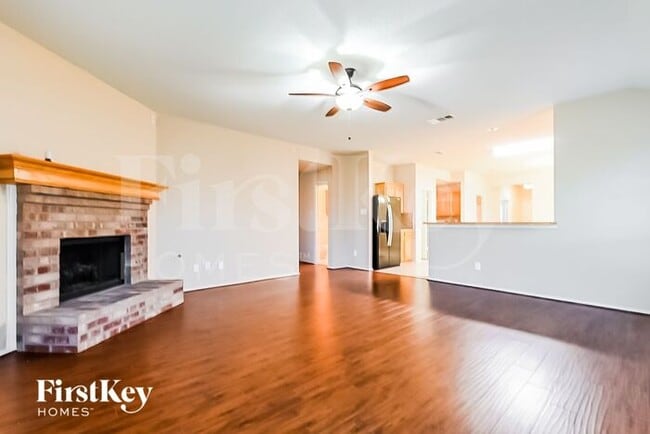 property at 1409 Vista Ridge Dr