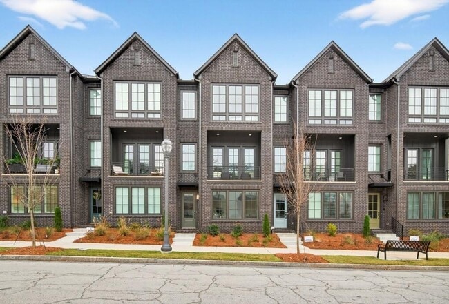 2641 Mackintosh Ct in Atlanta, GA - Building Photo - Building Photo