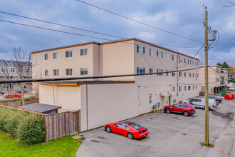 Brentview Manor Apartments in Burnaby, BC - Building Photo - Building Photo