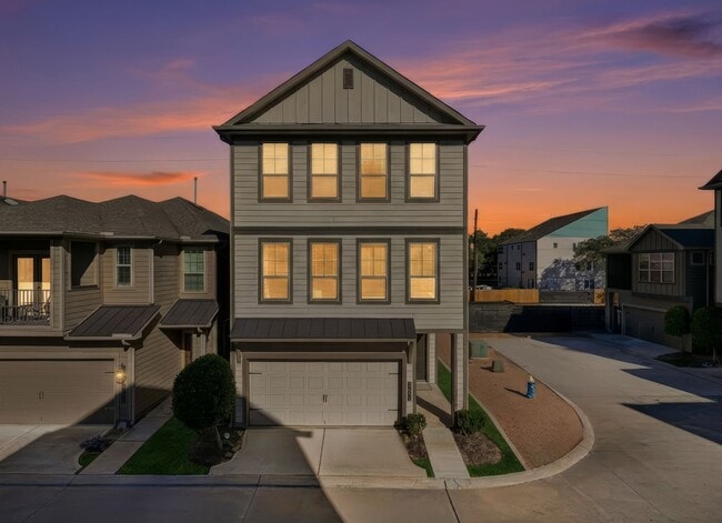 property at 8604 Hollyoaks Creek Ln