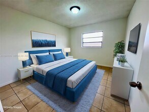 1127 W 37th St in Hialeah, FL - Building Photo - Building Photo