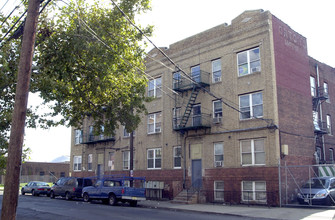 231-235 South St in Newark, NJ - Building Photo - Building Photo