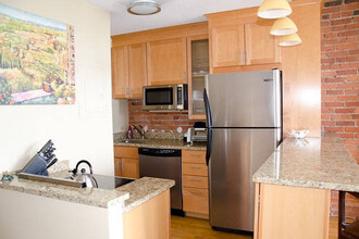 482 Beacon St, Unit 22 in Boston, MA - Building Photo - Building Photo