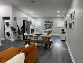 2238 Liberty St, Unit A in Hollywood, FL - Building Photo