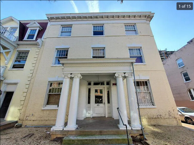 property at 421 W Grace St