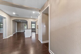 4008 W Swann Ave in Tampa, FL - Building Photo - Building Photo