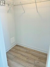 2920-2920 Hwy 7 in Vaughan, ON - Building Photo - Building Photo