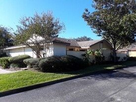 1503 Challenger Ct W, Unit 1503 in Jacksonville, FL - Building Photo